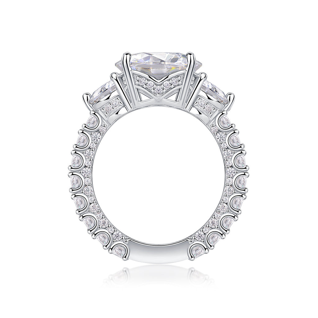 Moissanite Three Stones Boss Ring S925 Silver Base Moissanite Ring for Women, Non-Fading Waterproof Closed Band, Elegant Jewelry, Perfect Gift Idea, Women Wedding Set, Moissanite Jewelry Perfect for Birthday Mother's Day for Brides
